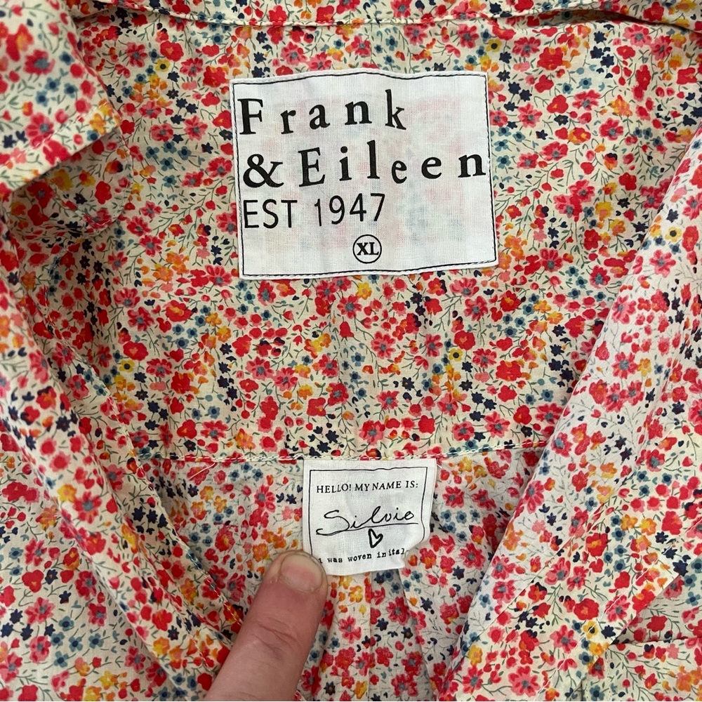 Frank & Eileen Silvio White w/ Multicolor Floral Shirt Sz XL - Picture 3 of 8